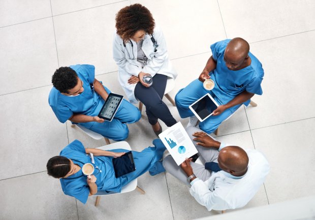 Título da primeira notícia também com duas linhas porque o cliente gosta